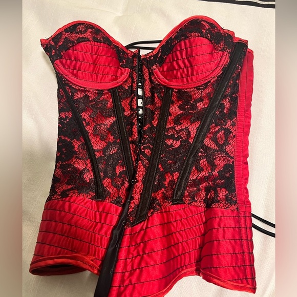 Shirley of Hollywood Tops - Beautiful Red Corset top